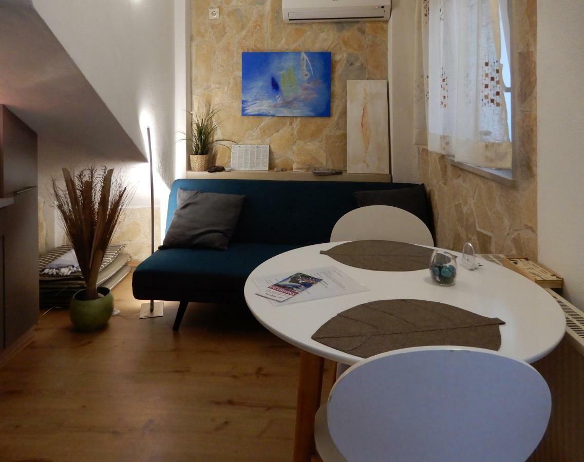 Apartments Infinitas โตรกีร์ ภายนอก รูปภาพ